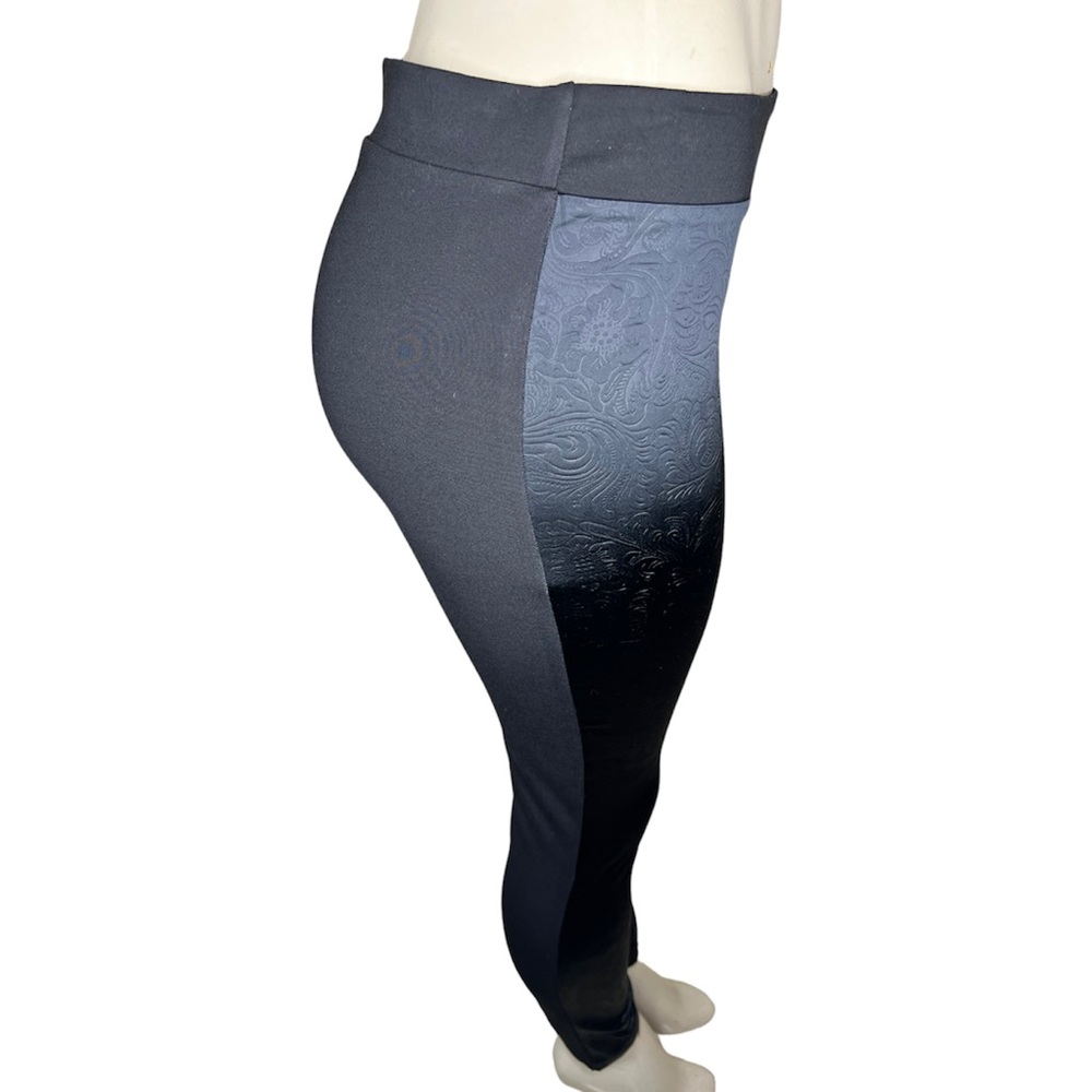 House of Wallace Black Pattern Leggings MEDIUM